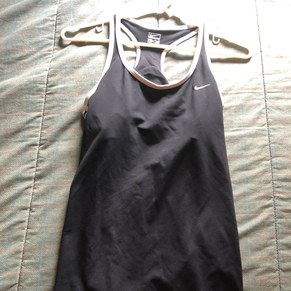 Nike performance tank